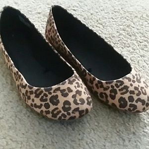 Cute flats never used!!